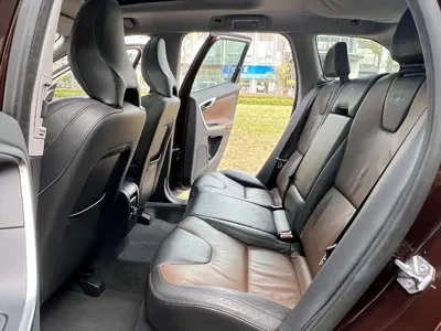 Volvo XC60 (Import)