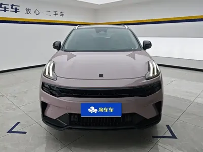 Lynk & Co 06