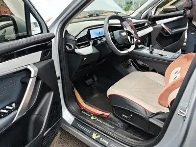 Geely Boyue L
