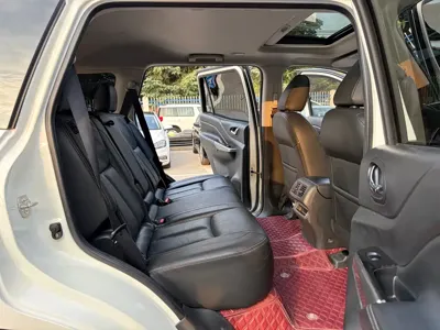 Nissan Terra