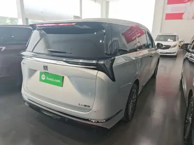 Buick GL8 Hybrid