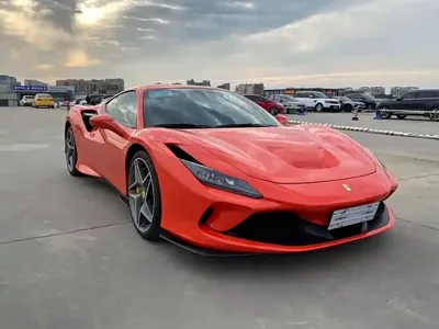 Ferrari F8