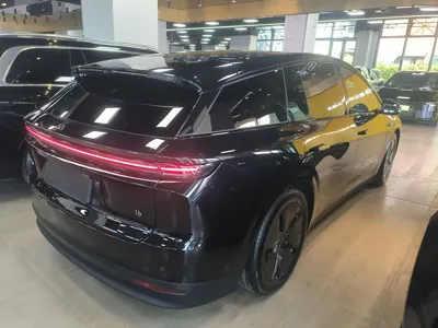 Li Auto i6