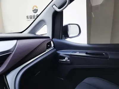 JAC Refine Refine M3