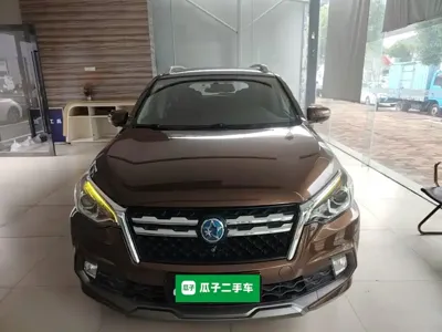Venucia T70
