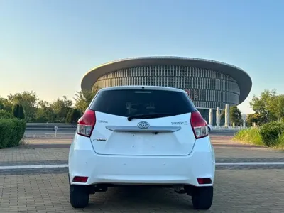 Toyota Yaris L
