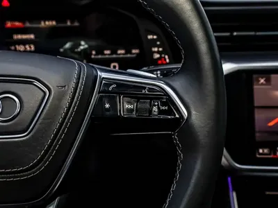 Audi A7L