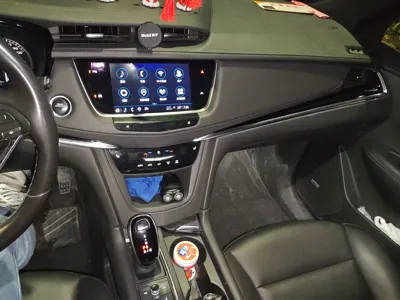 Cadillac XT6