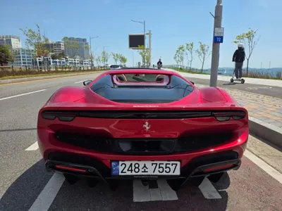 Ferrari 296