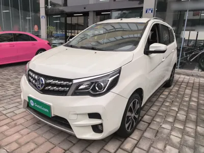 Venucia M50V