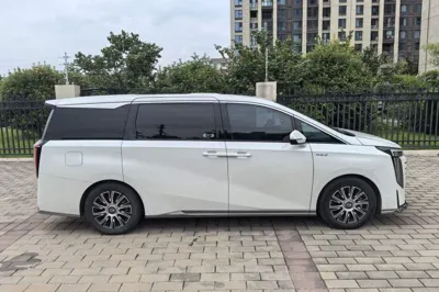 GAC Trumpchi E9