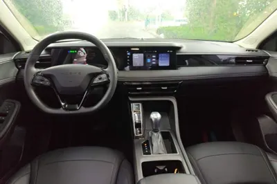 Roewe i5
