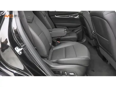 Cadillac XT6