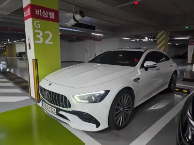 Mercedes-Benz AMG GT