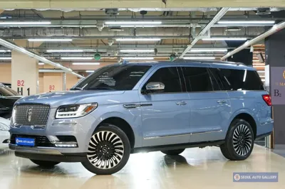 Lincoln Navigator