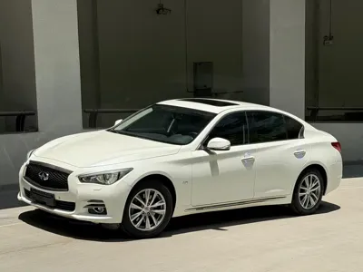 Infiniti Q50L