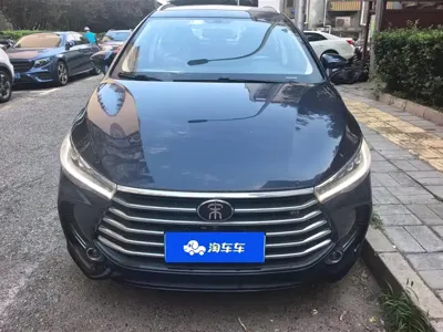 BYD MAX