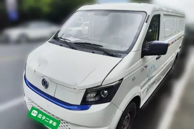 Dongfeng Yufeng EM27
