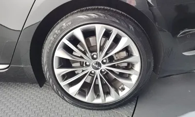 Kia K9
