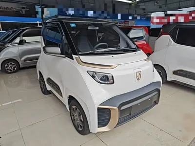 Baojun E200