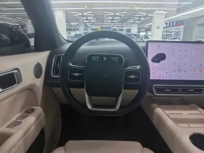 Li Auto Li L7