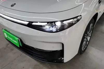 Leapmotor C10