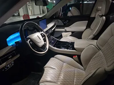 Lincoln Aviator