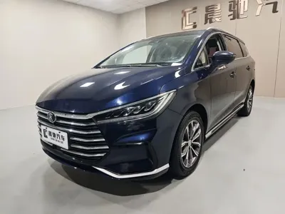 BYD MAX