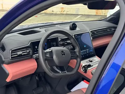 Nio EC6