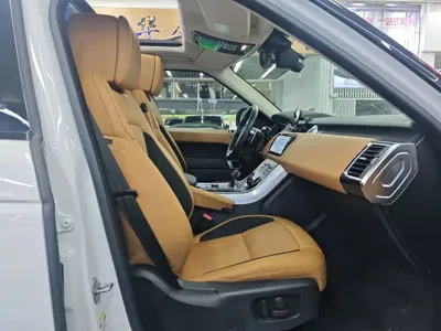 Land Rover Sport