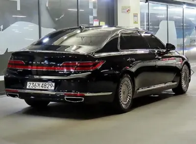 Genesis G90