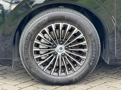 Denza Denza D9