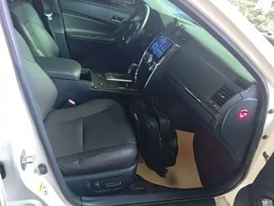 Toyota Reiz