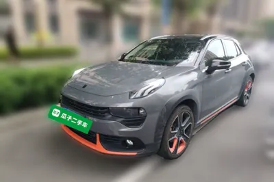 Lynk & Co 02