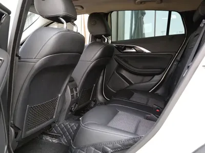 Infiniti QX30