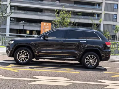 Jeep Grand Cherokee (Import)