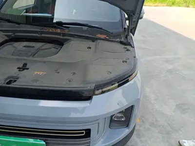 Geely ICON