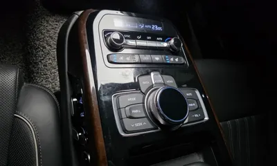 Genesis EQ900