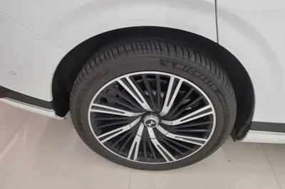 Xpeng G9