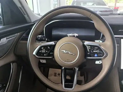 Jaguar XFL