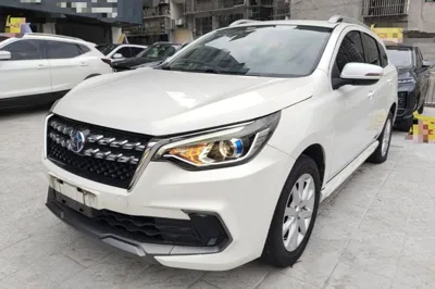 Venucia T70