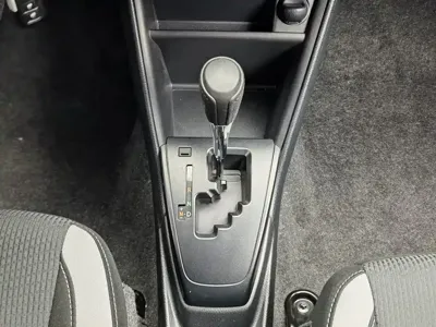 Toyota Yaris L