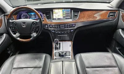 Hyundai Equus