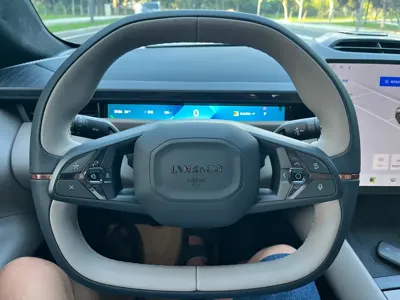 Lynk & Co Z10