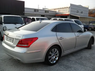 Hyundai Equus