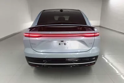 Nio EC6