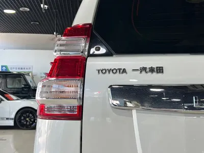 Toyota Prado