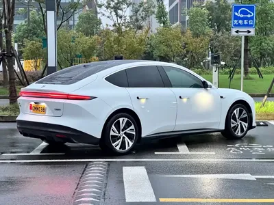 Nio ET5