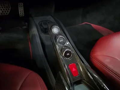 Ferrari F8