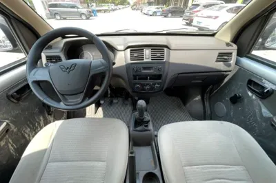 Wuling Rongguang S